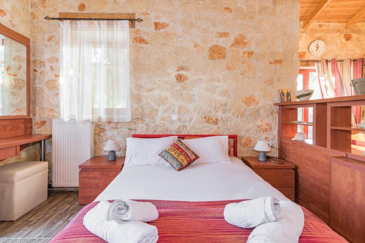 Casa Petra - Stone Cottage Farmhouses Argassi Extérieur photo