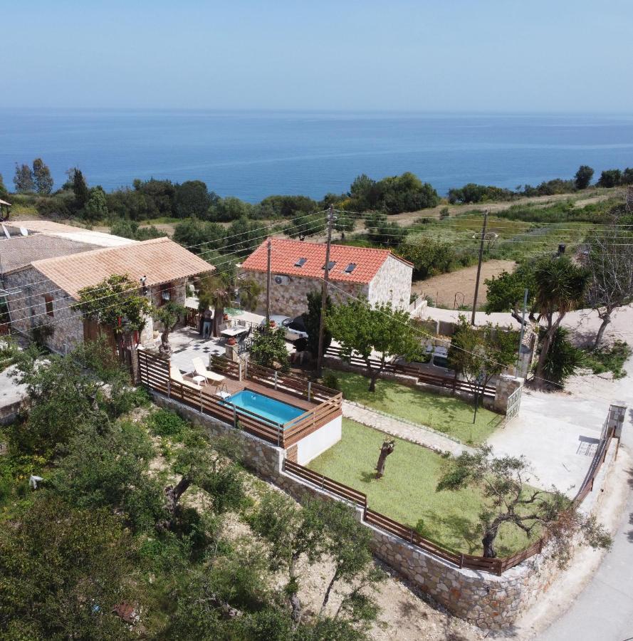 Casa Petra - Stone Cottage Farmhouses Argassi Extérieur photo