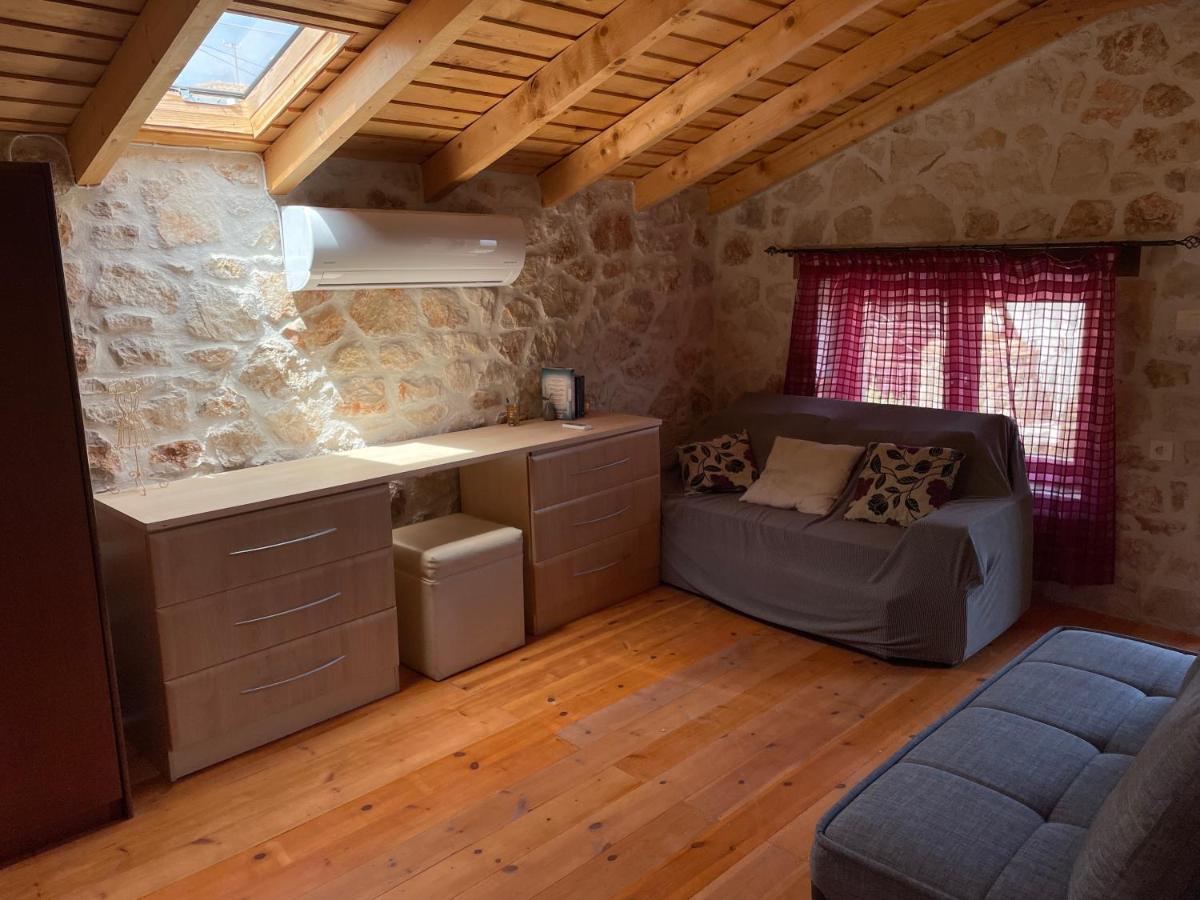 Casa Petra - Stone Cottage Farmhouses Argassi Extérieur photo