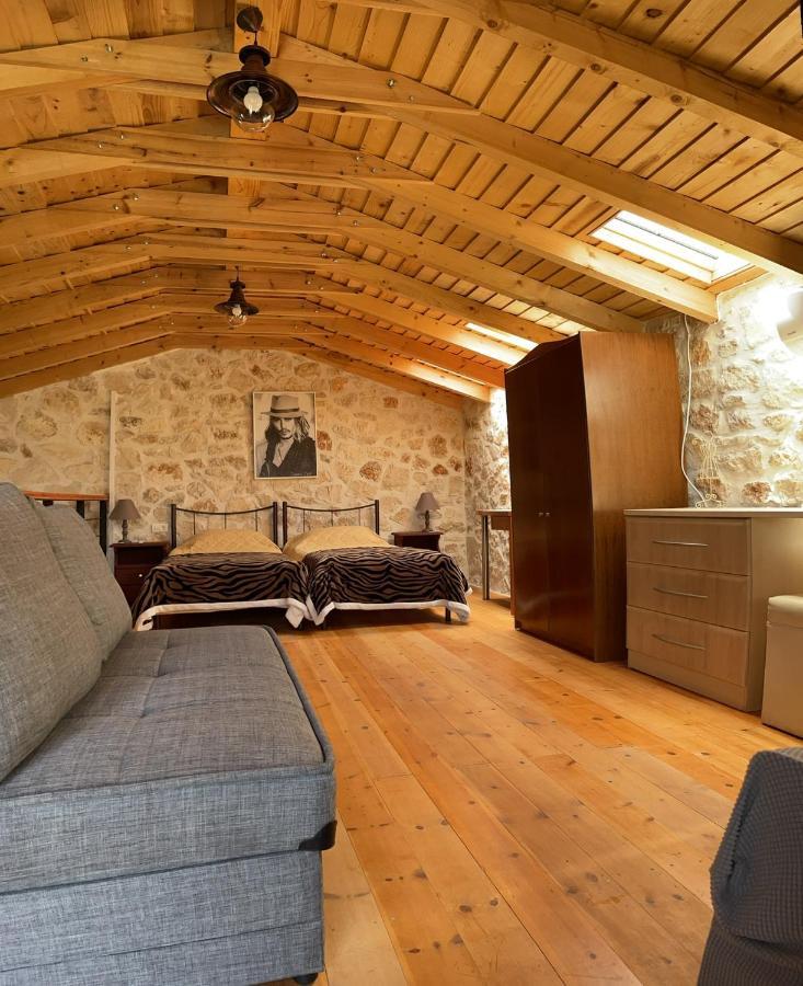 Casa Petra - Stone Cottage Farmhouses Argassi Extérieur photo